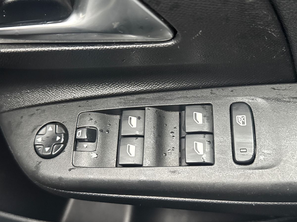 Used Vauxhall Corsa 2023 for sale - 77002383: Photo 20