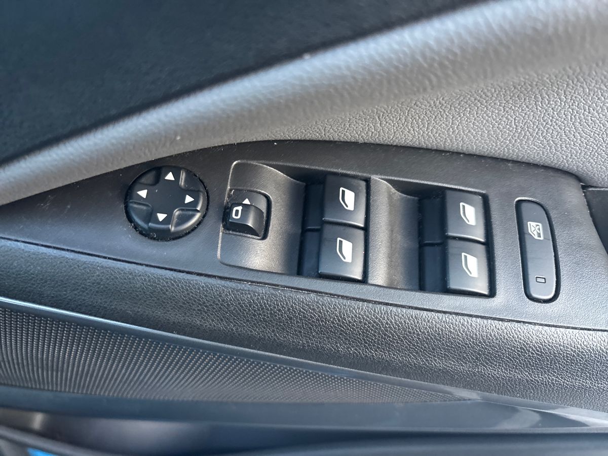 Used Vauxhall Crossland X 2020 for sale - 77018257: Photo 20