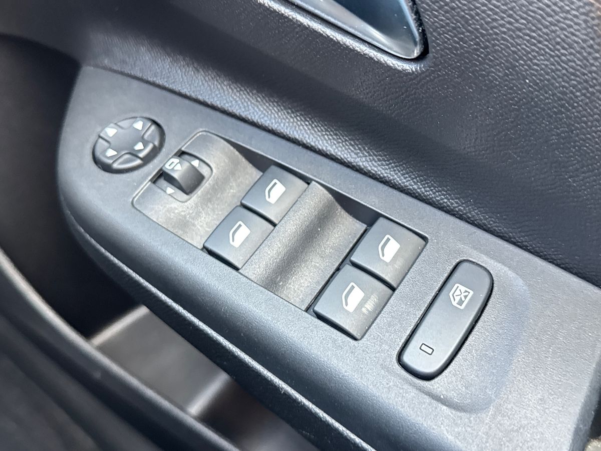 Used Vauxhall Corsa 2023 for sale - 78117712: Photo 20