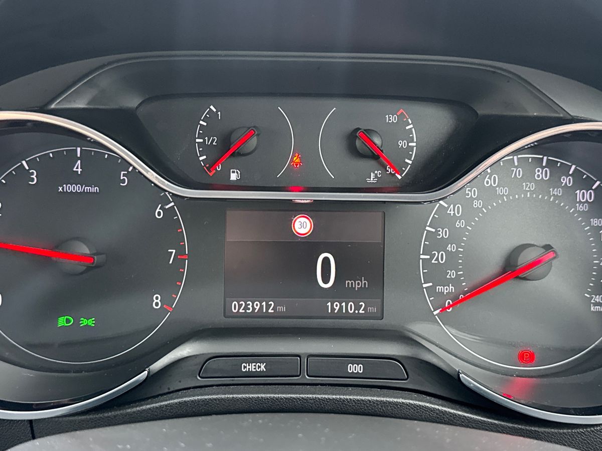 Used Vauxhall Crossland 2022 for sale - 77285594: Photo 14