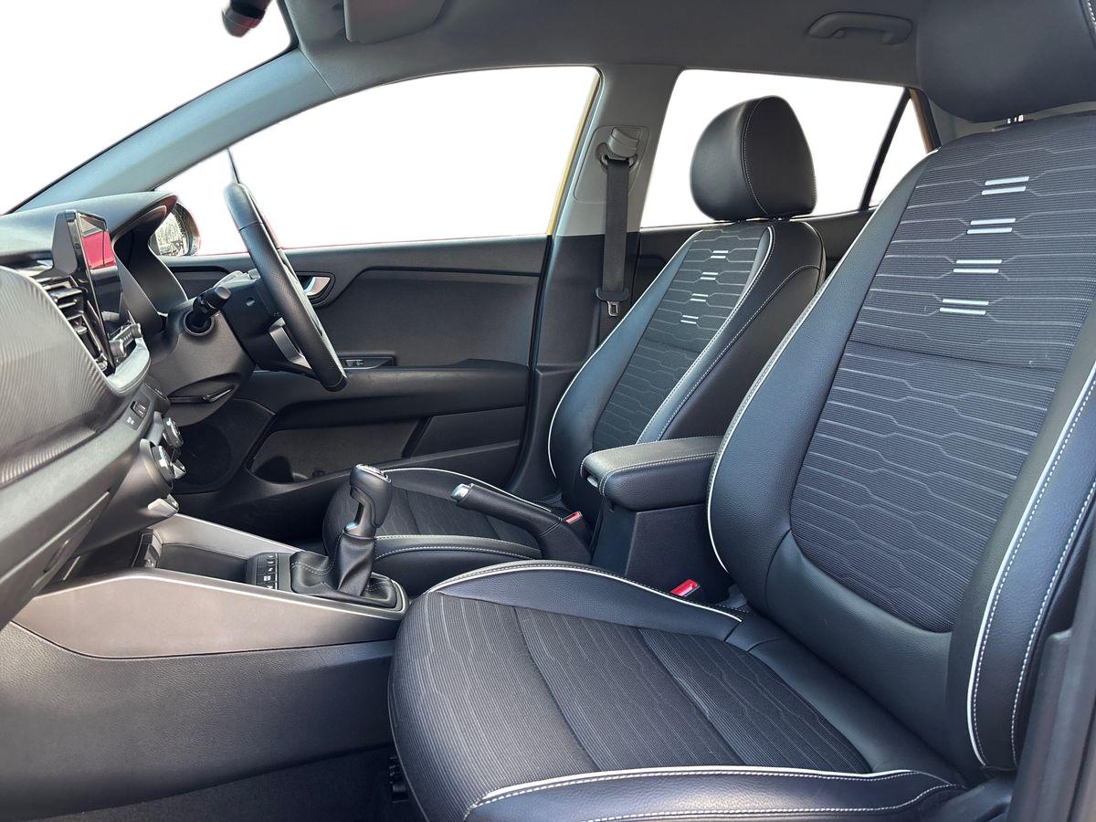 Used Kia Stonic 2024 for sale - 77698282: Photo 10