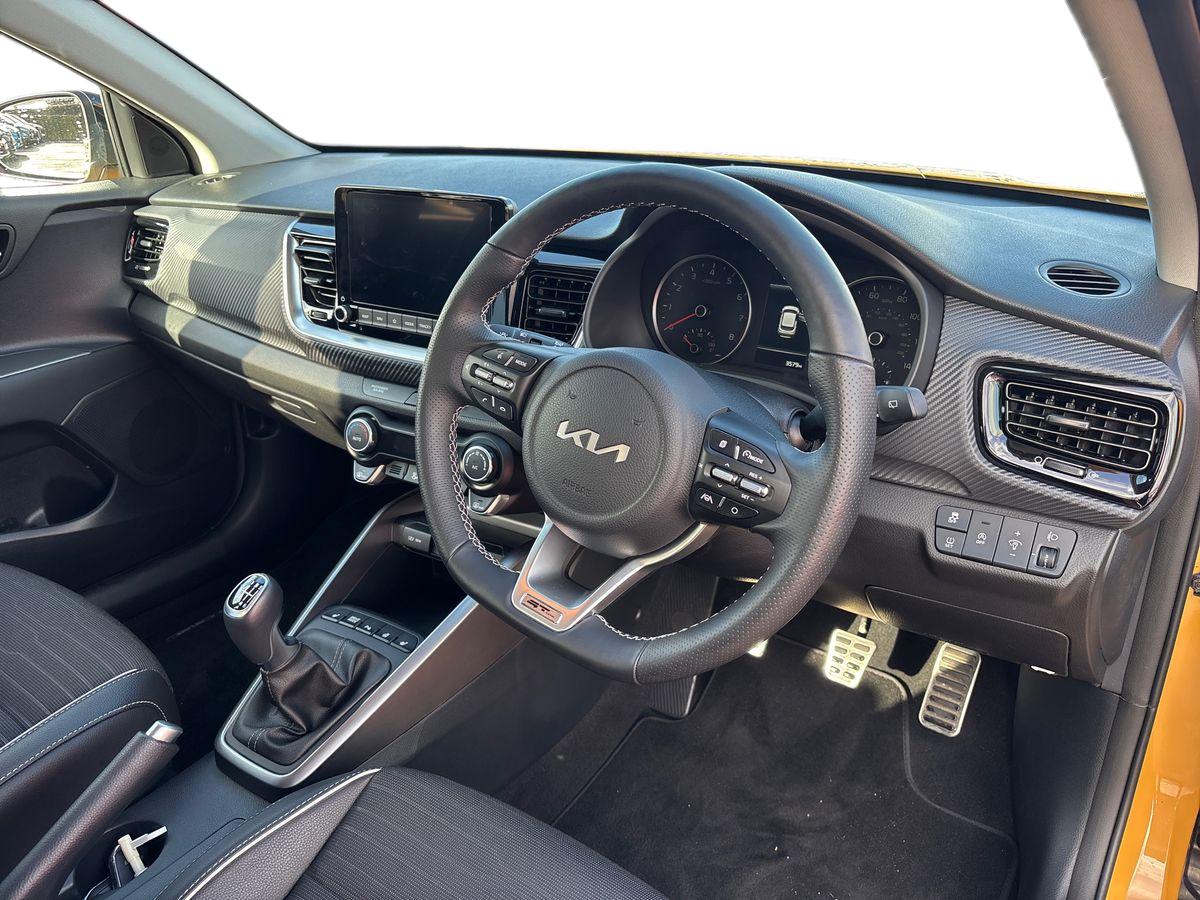 Used Kia Stonic 2024 for sale - 77698282: Photo 15