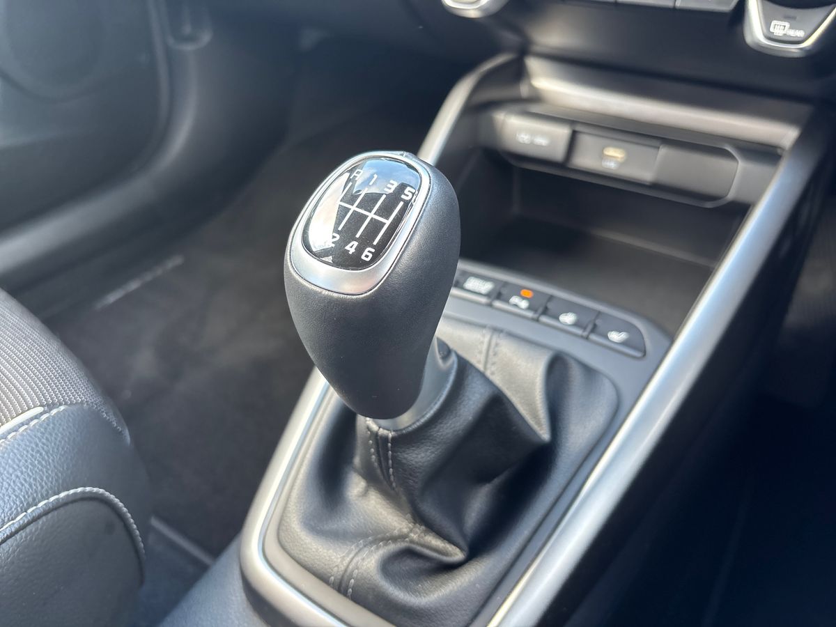 Used Kia Stonic 2024 for sale - 77698282: Photo 19