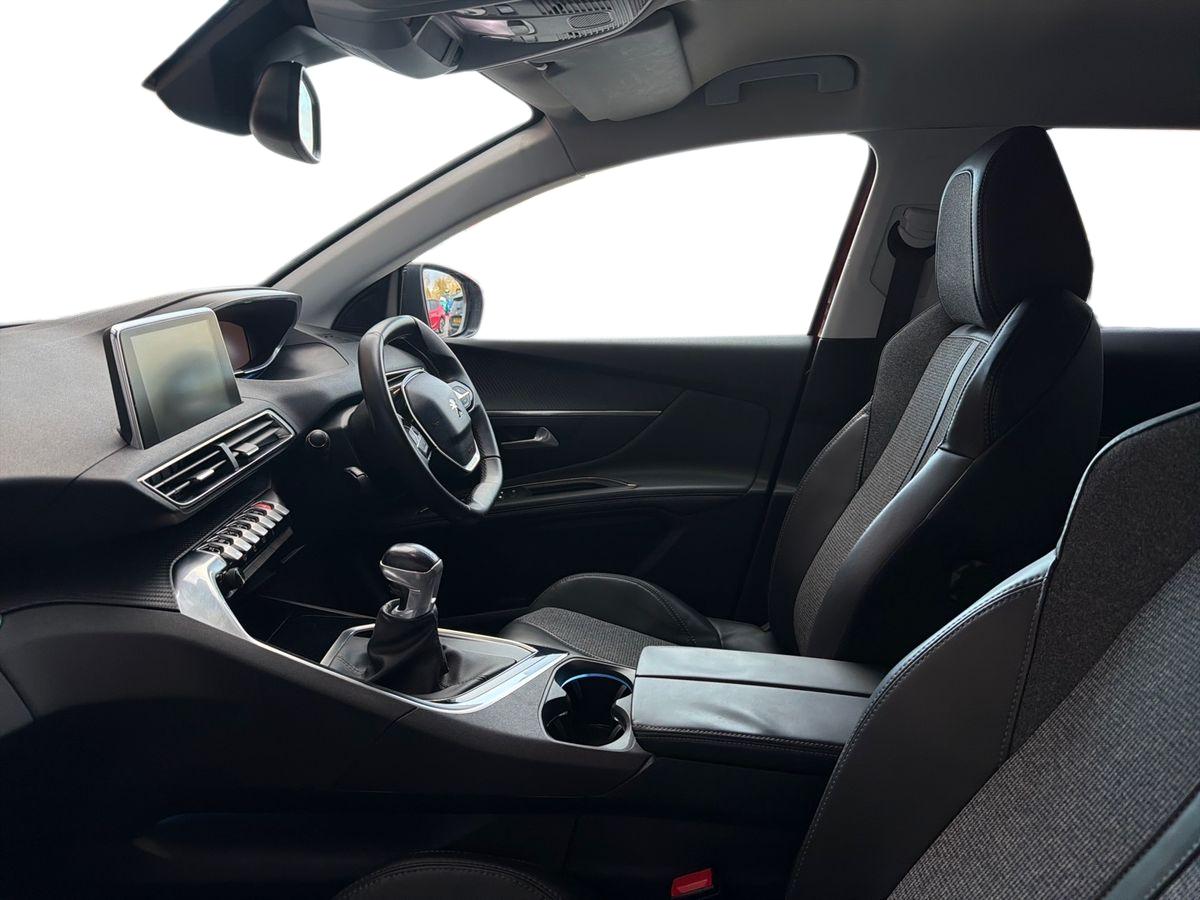 Used Peugeot 3008 2017 for sale - 77239499: Photo 10