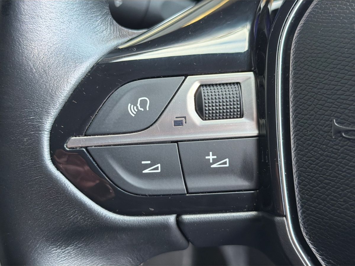 Used Peugeot 3008 2017 for sale - 77239499: Photo 16