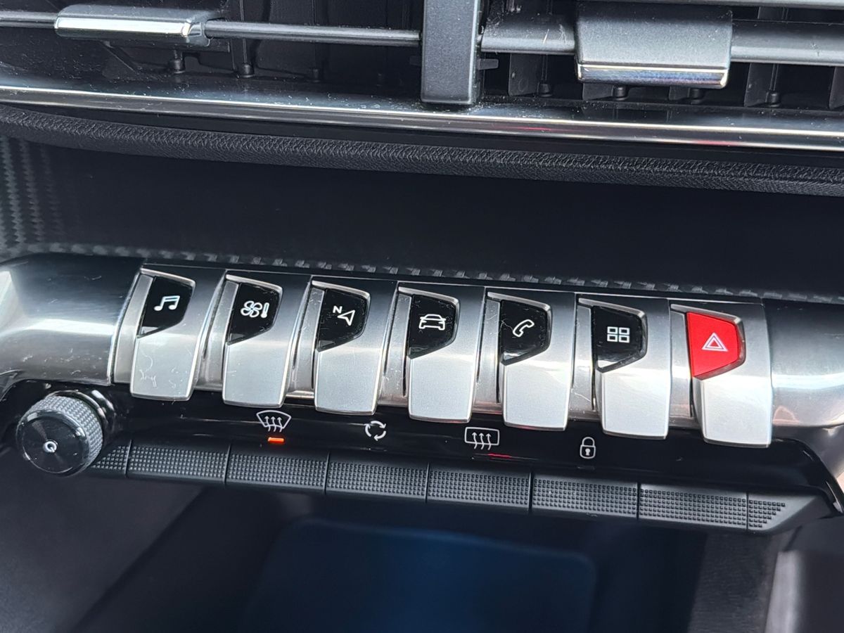 Used Peugeot 3008 2017 for sale - 77239499: Photo 18