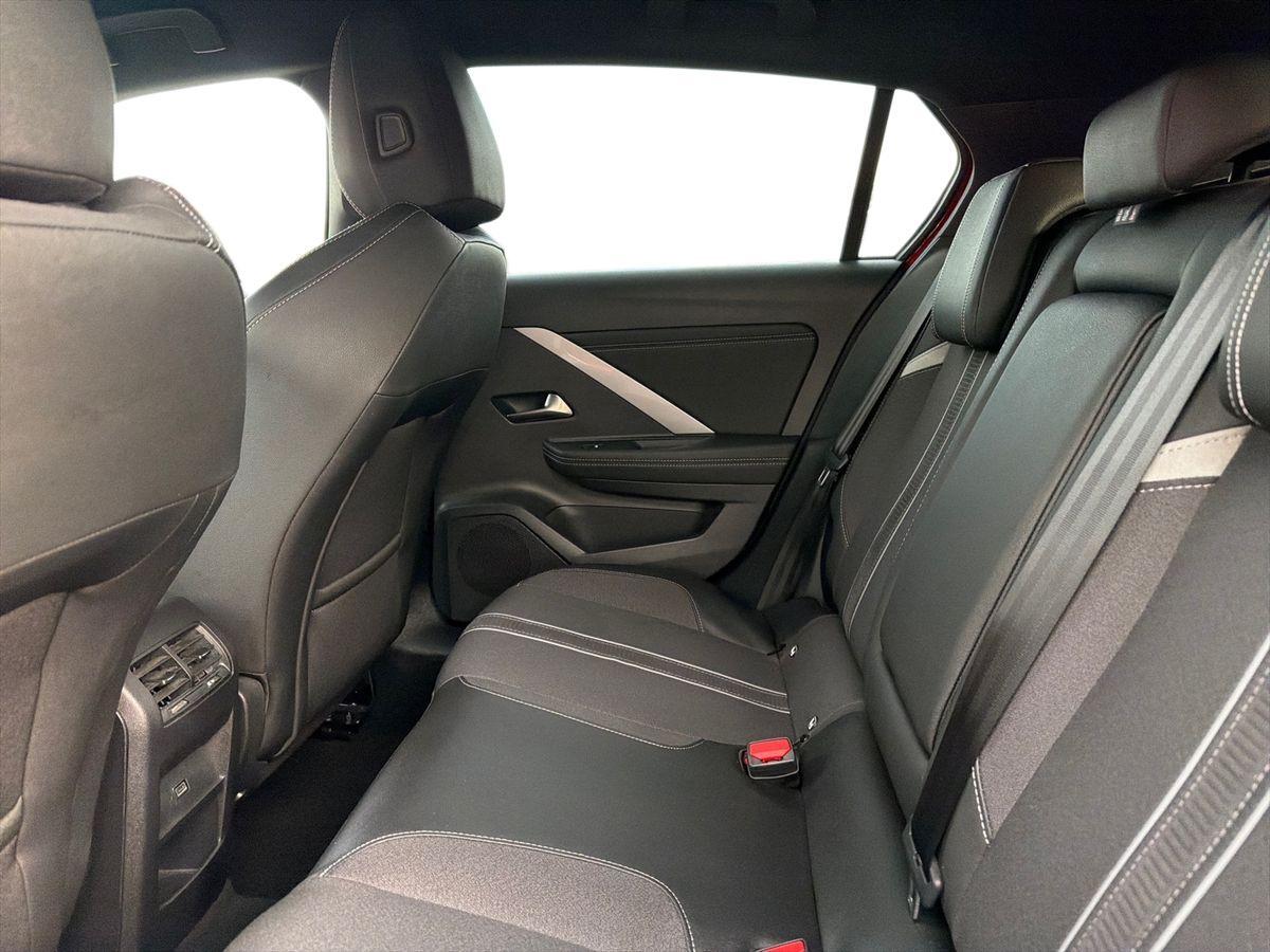 Used Vauxhall Astra 2024 for sale - 76976844: Photo 11