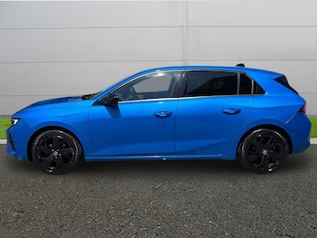 Used Vauxhall Astra 2023 for sale - 79189271: Photo