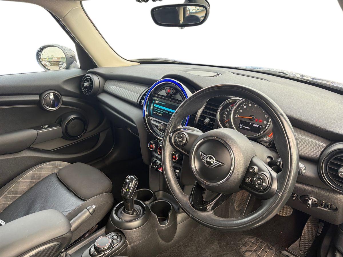 Used MINI Hatch 2018 for sale - 77285589: Photo 15