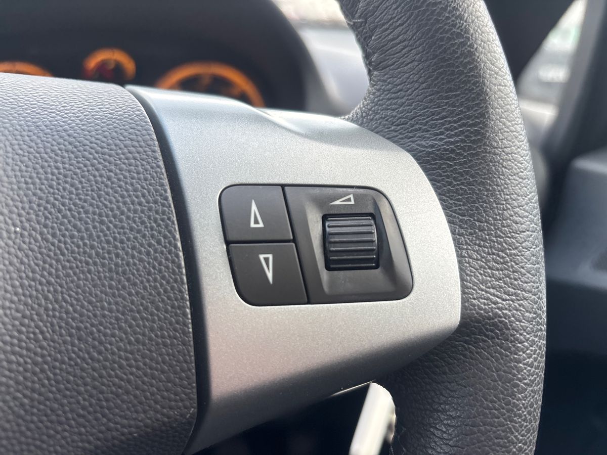 Used Vauxhall Corsa 2013 for sale - 77235561: Photo 17