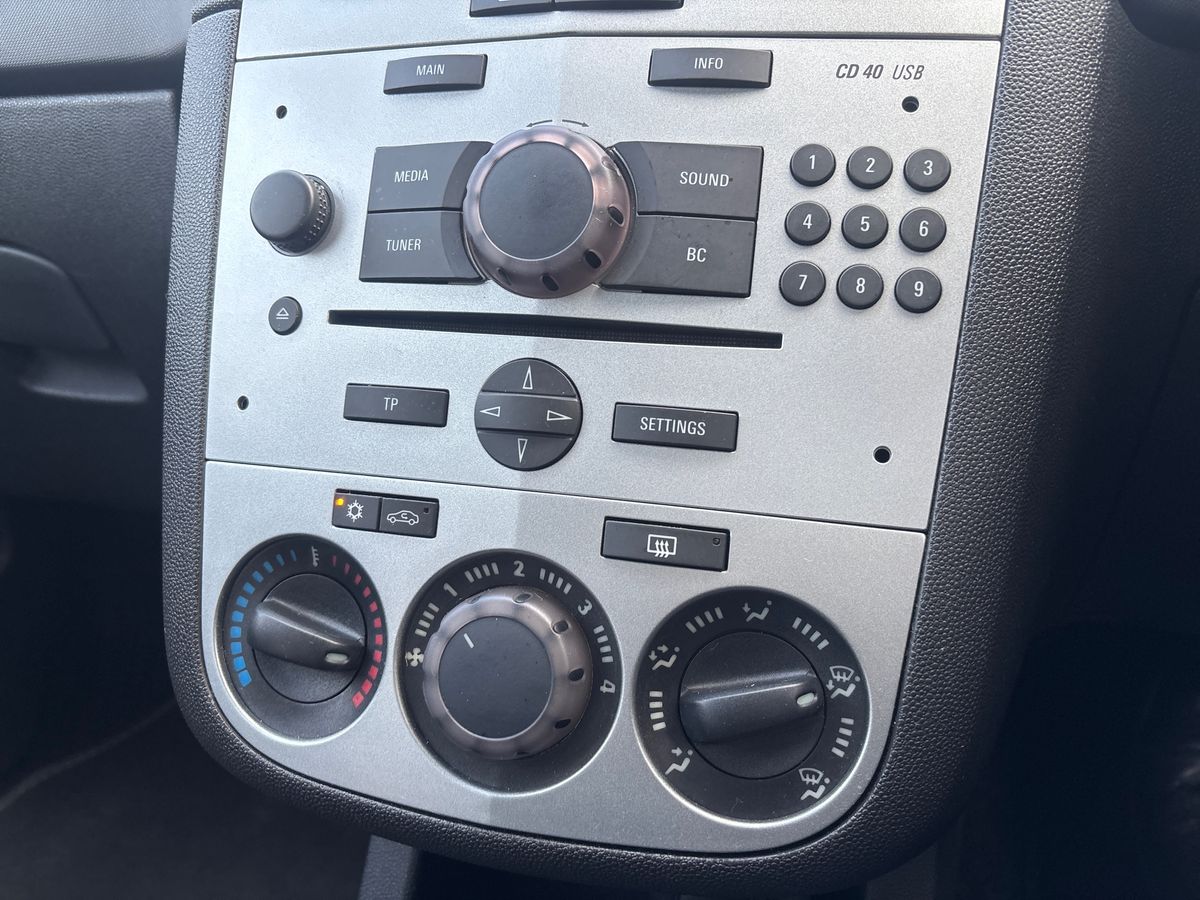 Used Vauxhall Corsa 2013 for sale - 77235561: Photo 18