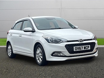 Used Hyundai i20 2017 for sale - 78467927: Photo