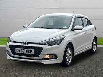 Used Hyundai i20 2017 for sale - 78467927: Photo