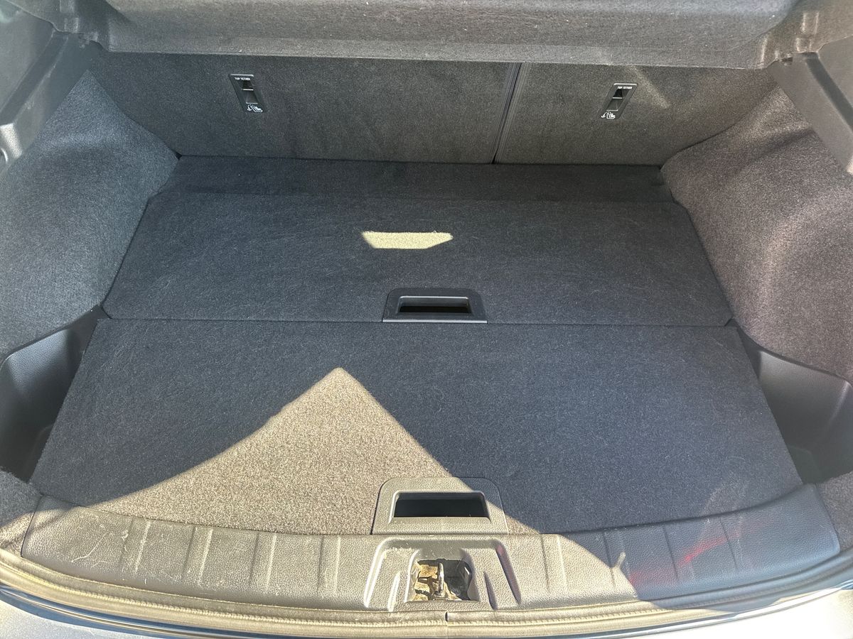 Used Nissan Qashqai 2017 for sale - 77979002: Photo 12