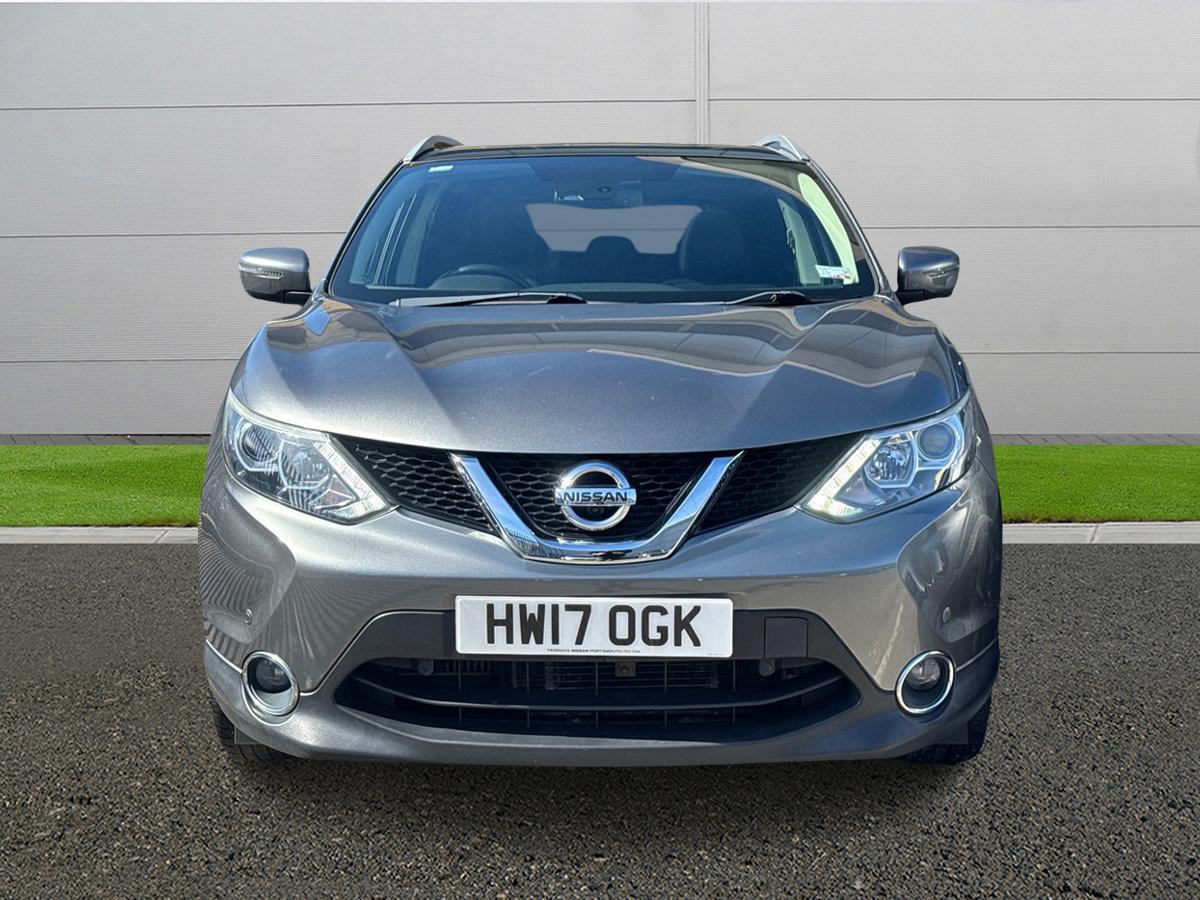 Used Nissan Qashqai 2017 for sale - 77979002: Photo 2