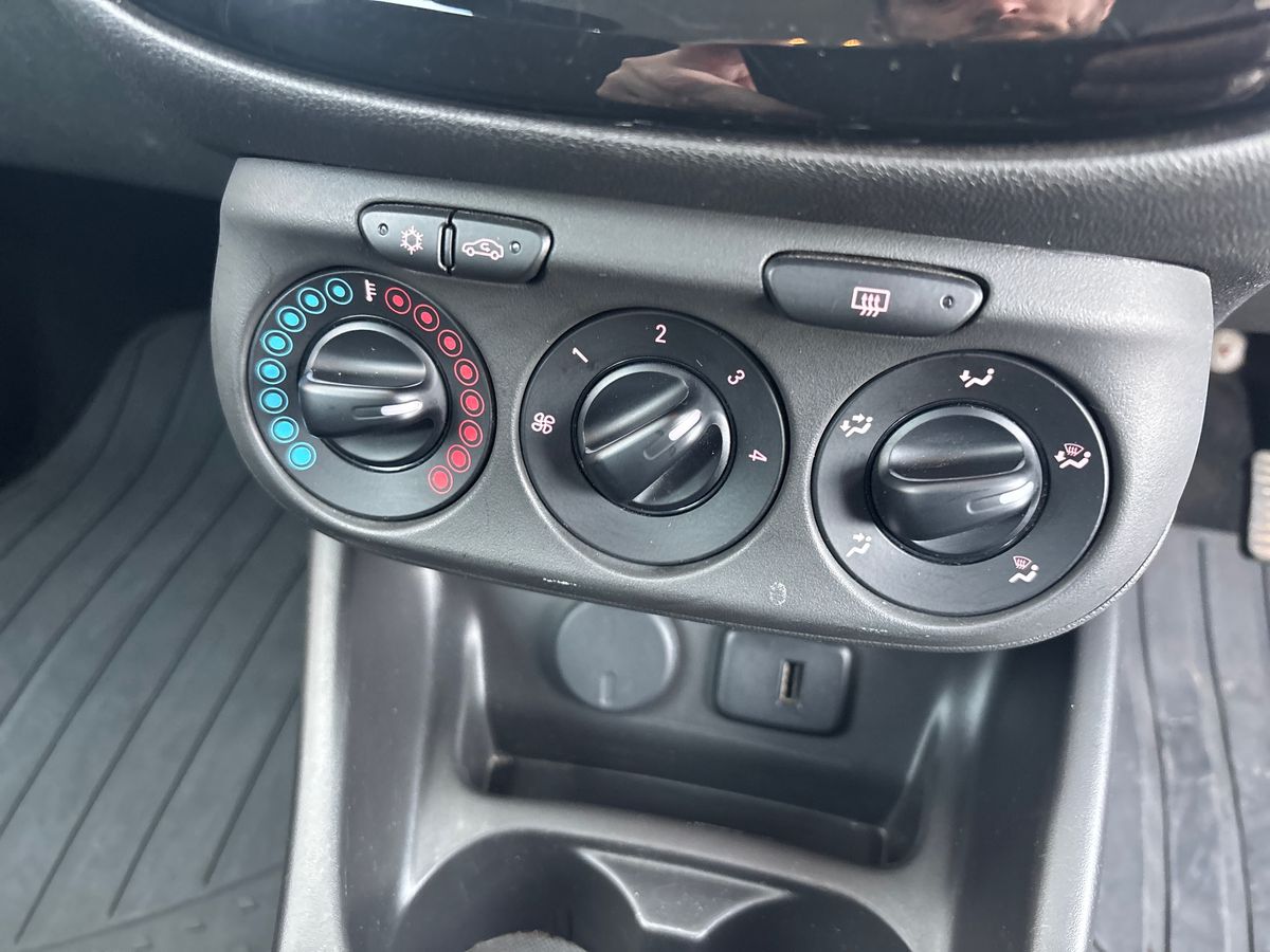 Used Vauxhall Corsa 2016 for sale - 77552296: Photo 18