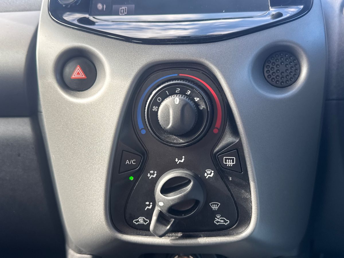 Used Toyota AYGO 2020 for sale - 78117836: Photo 18