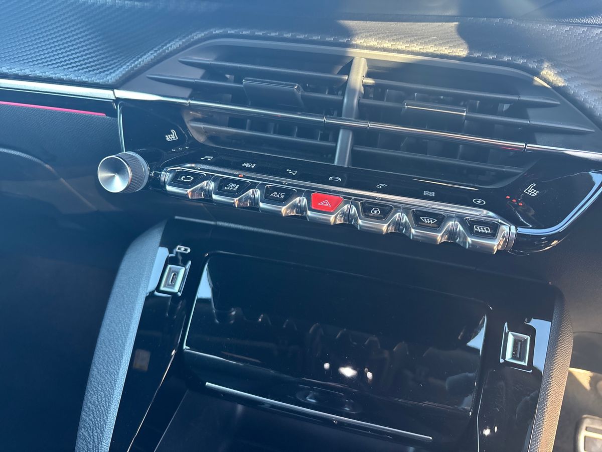 Used Peugeot 2008 2020 for sale - 77164187: Photo 18