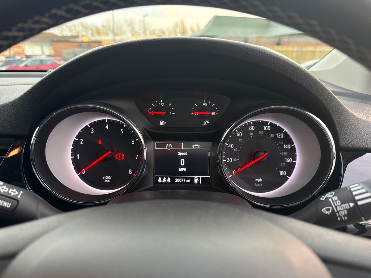 Used Vauxhall Astra 2018 for sale - 77198132: Photo 14