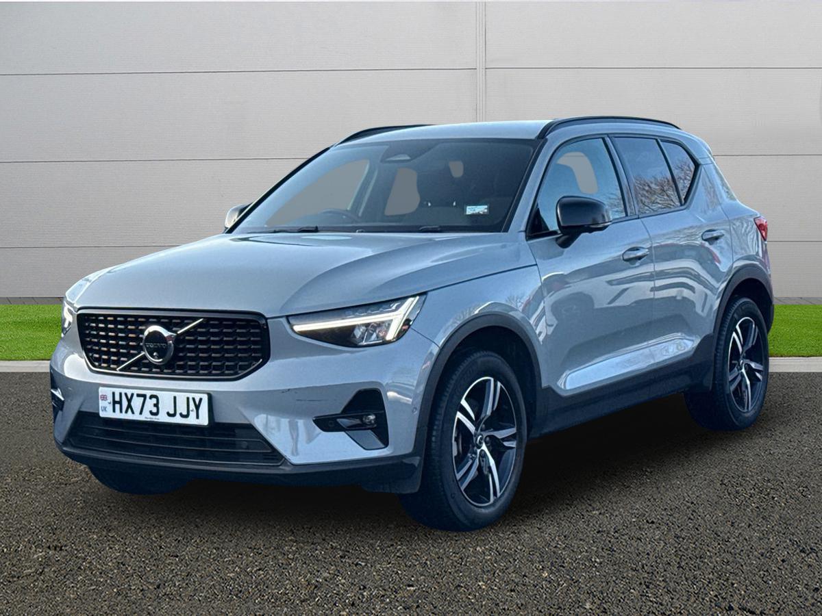 Used Volvo XC40 2023 for sale - 77380882: Photo 3