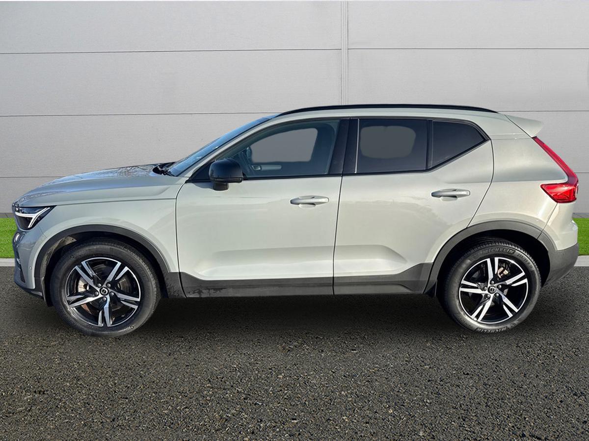 Used Volvo XC40 2023 for sale - 77380882: Photo 4