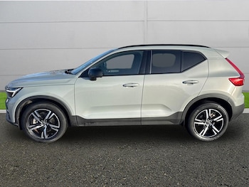 Used Volvo XC40 2023 for sale - 77380882: Photo