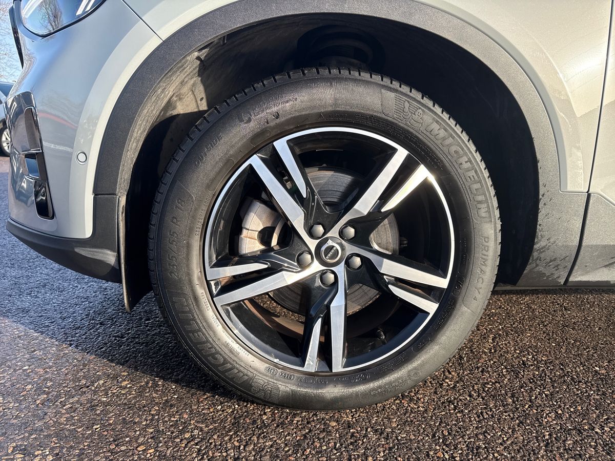 Used Volvo XC40 2023 for sale - 77380882: Photo 9