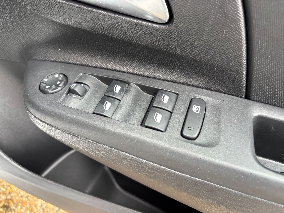 Used Vauxhall Corsa 2023 for sale - 77476554: Photo 20