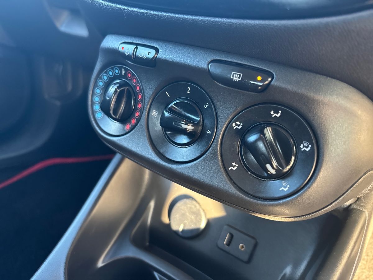 Used Vauxhall Corsa 2015 for sale - 77012970: Photo 18