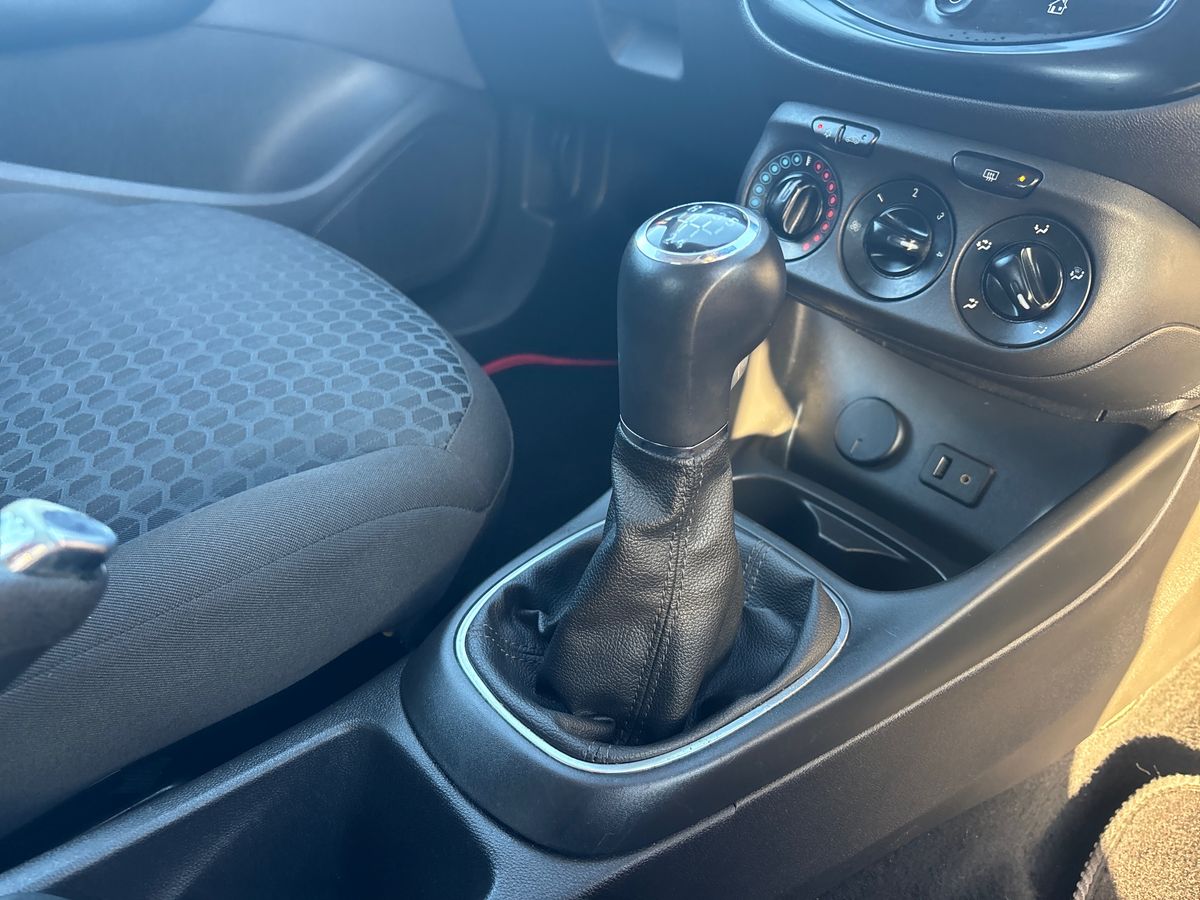 Used Vauxhall Corsa 2015 for sale - 77012970: Photo 19