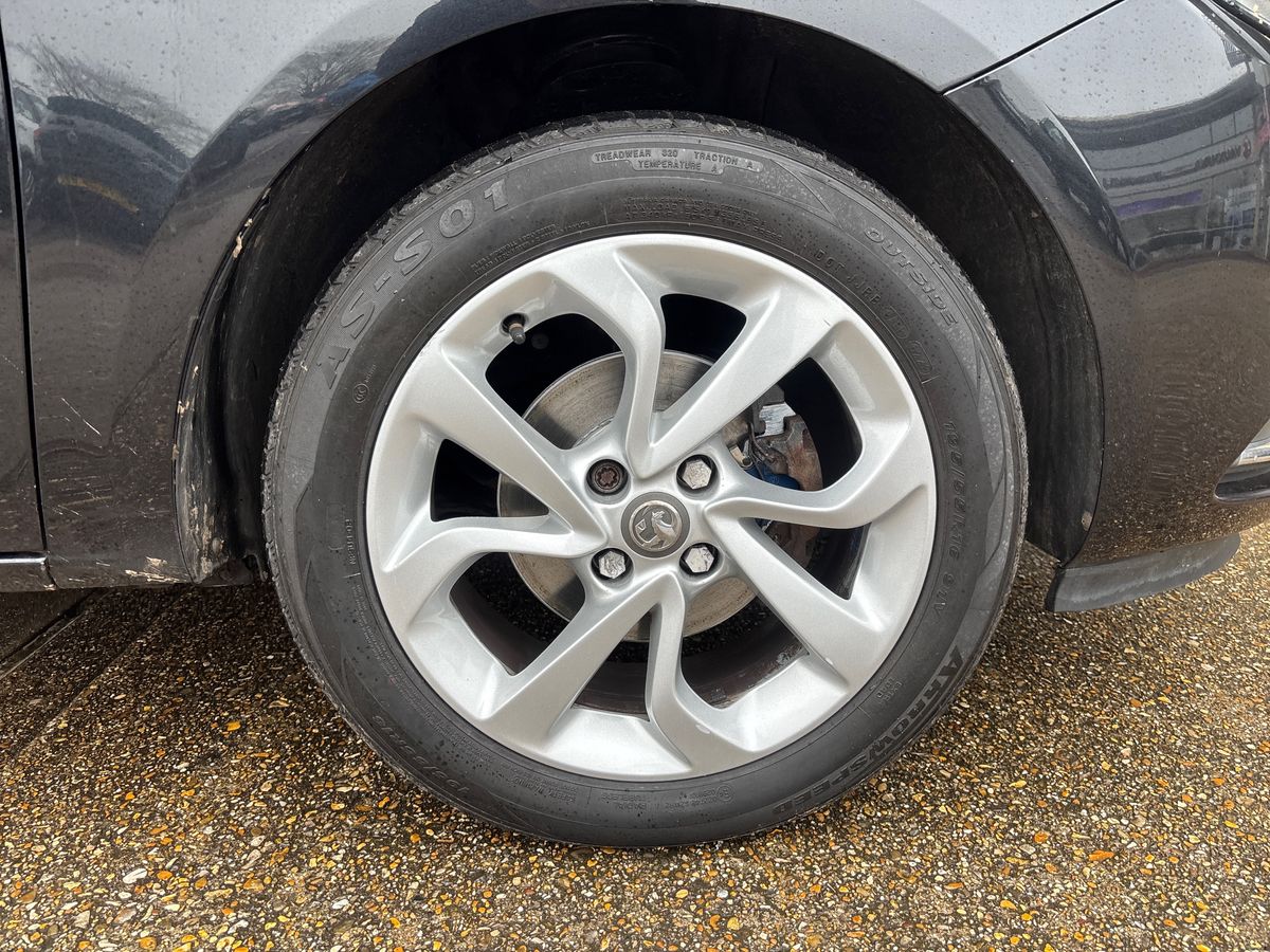 Used Vauxhall Corsa 2015 for sale - 77630799: Photo 9