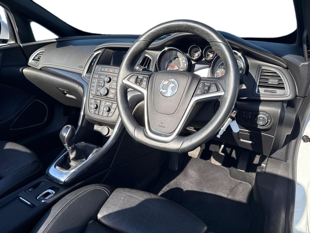 Used Vauxhall Cascada 2016 for sale - 78165730: Photo 15