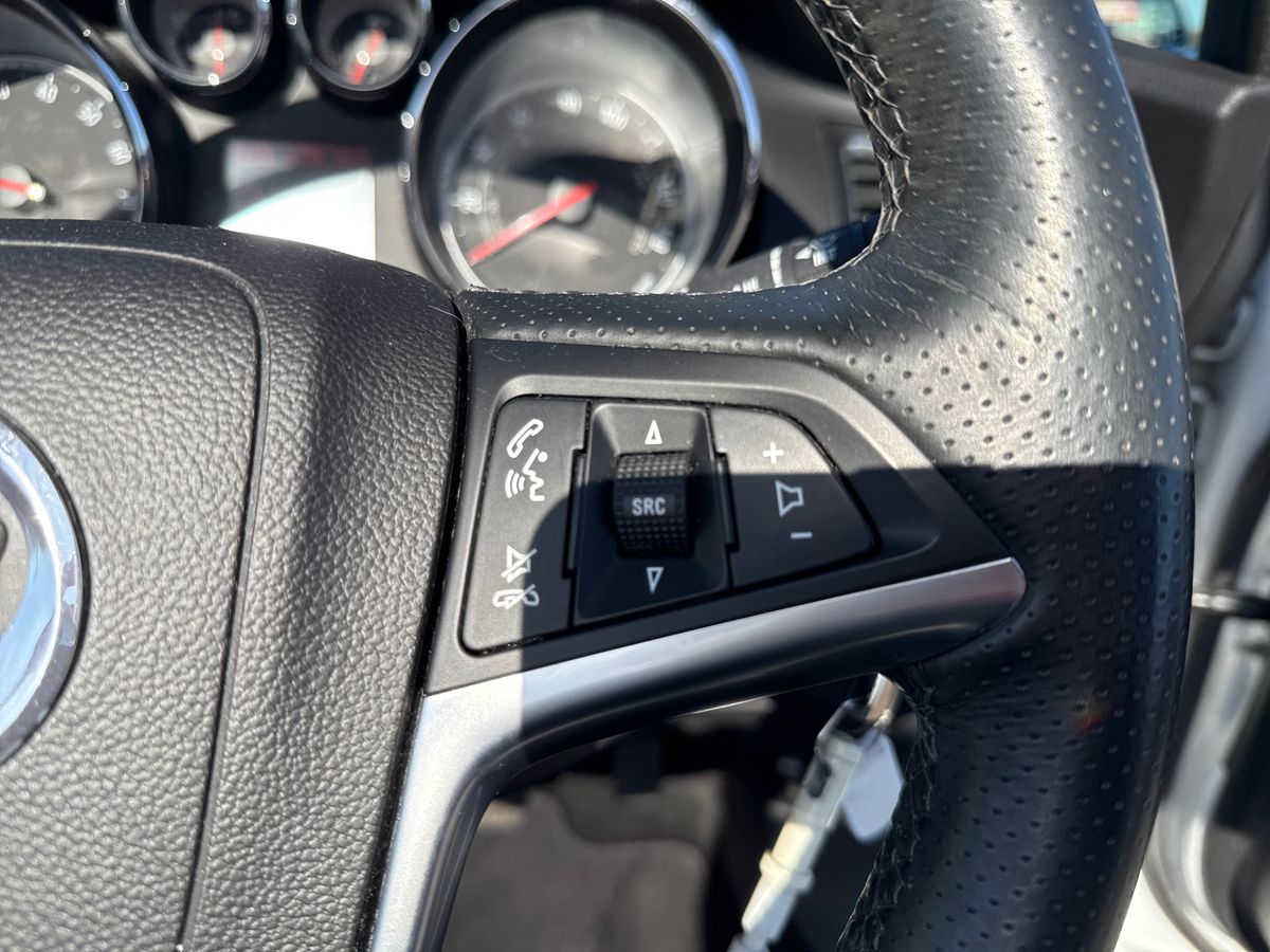 Used Vauxhall Cascada 2016 for sale - 78165730: Photo 17