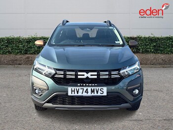 Used Dacia Sandero Stepway 2024 for sale - 79230103: Photo