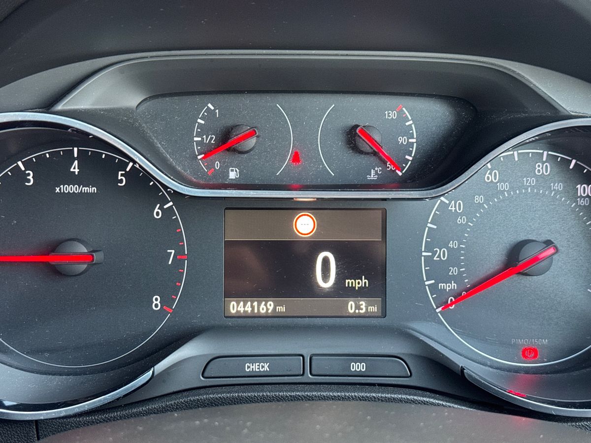 Used Vauxhall Crossland X 2017 for sale - 77316063: Photo 14