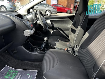 Used Peugeot 107 2013 for sale - 75715653: Photo