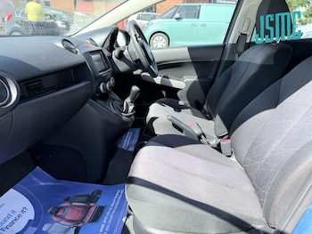 Used Mazda Mazda2 2013 for sale - 79491737: Photo