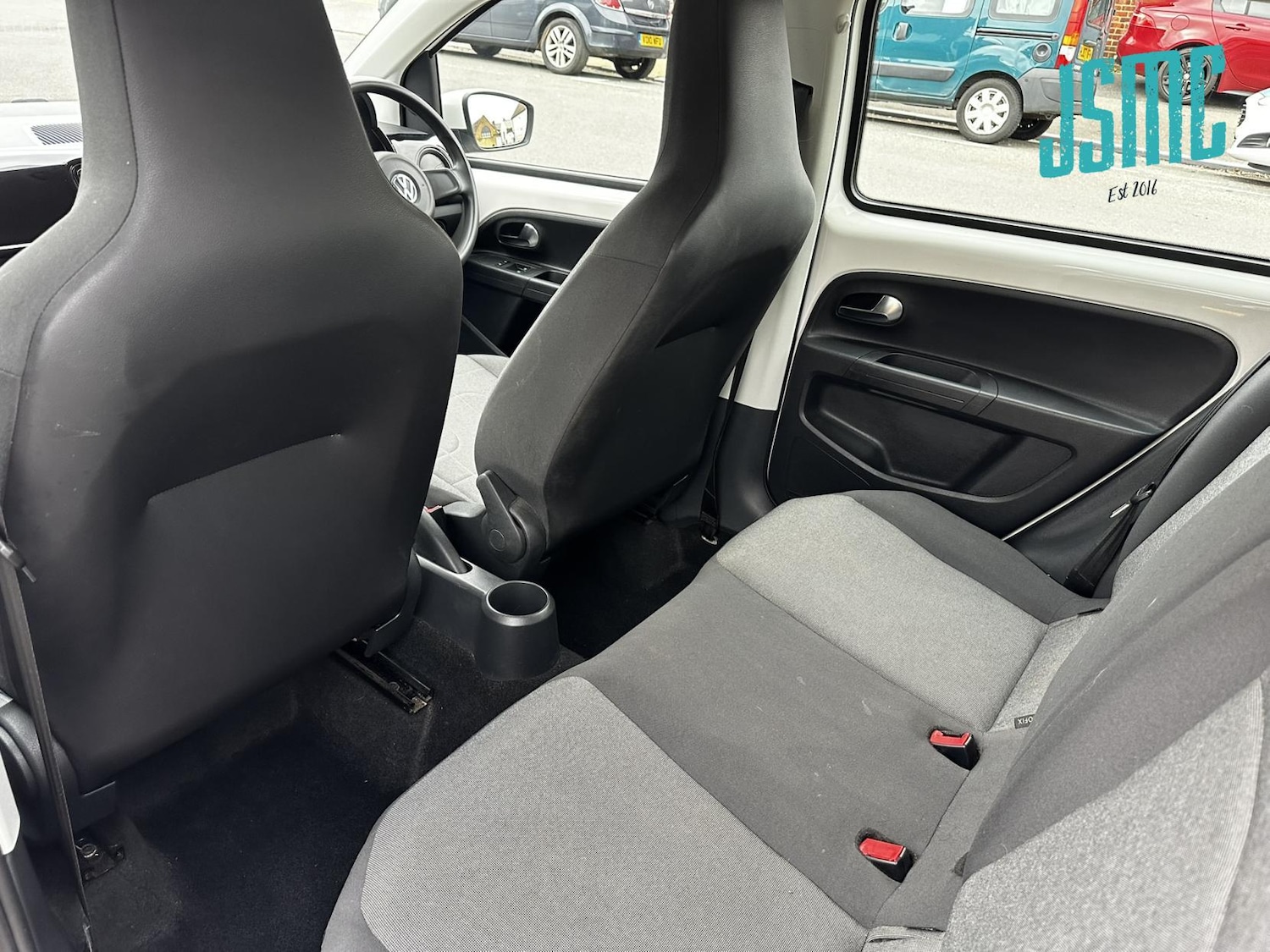 Used Volkswagen up! 2015 for sale - 76352664: Photo 11