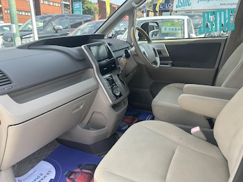 Used Toyota Noah 2010 for sale - 78954033: Photo