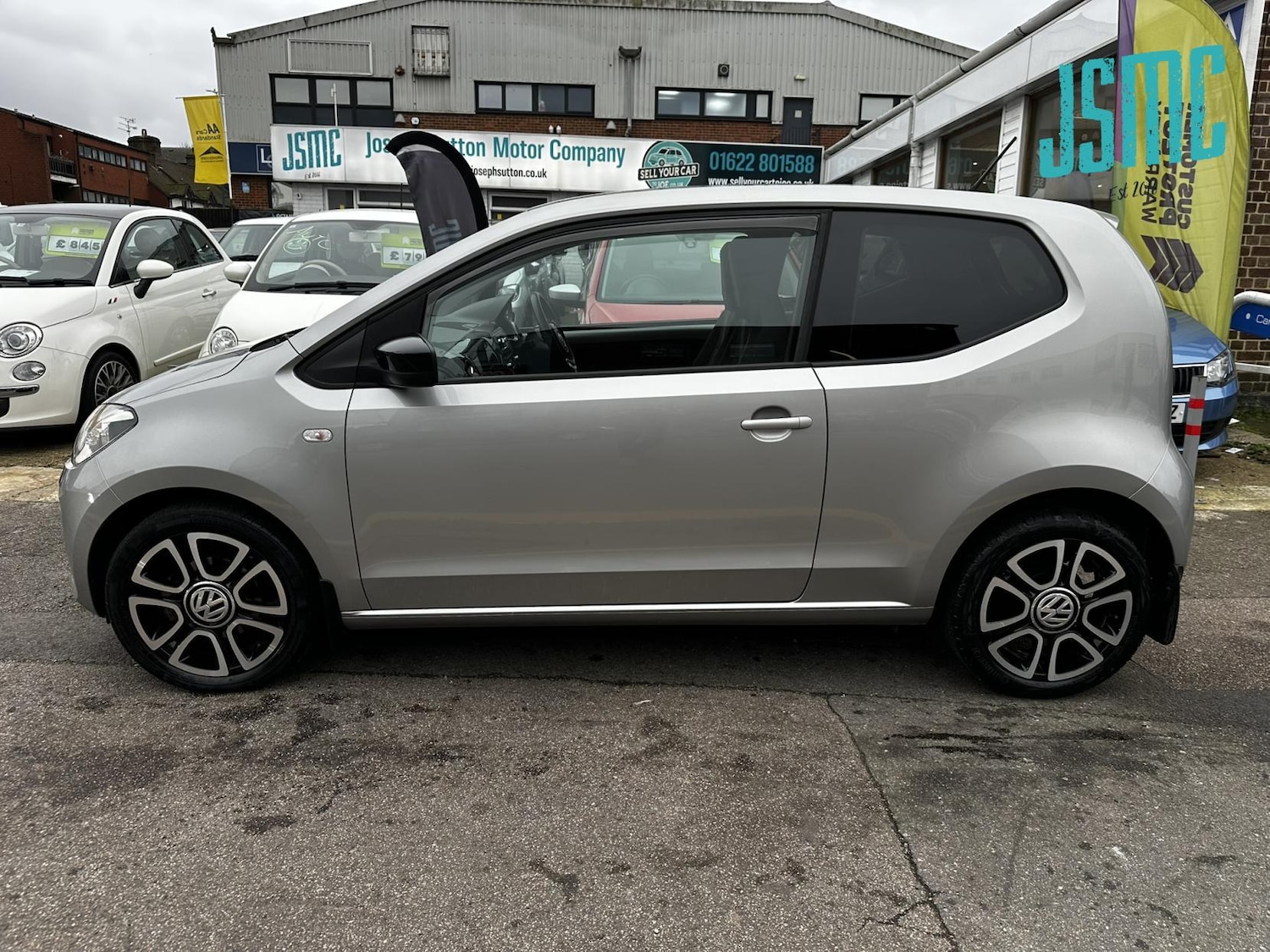 Used Volkswagen up! 2014 for sale - 77644128: Photo 14