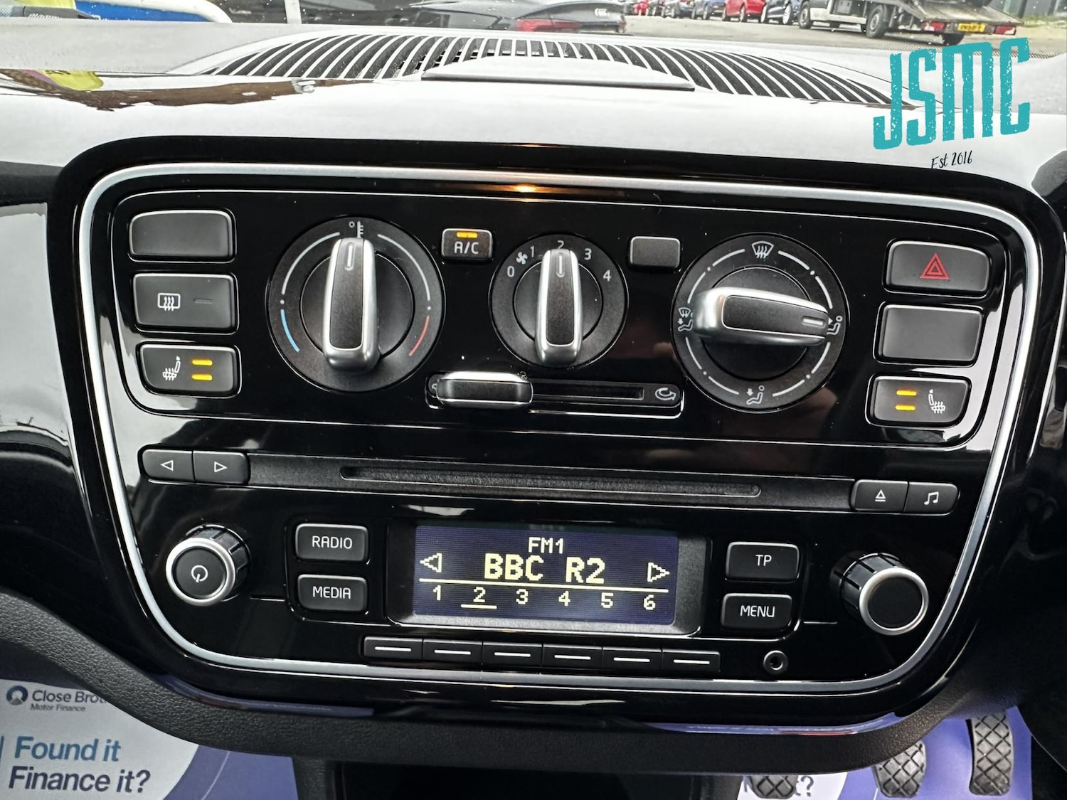 Used Volkswagen up! 2014 for sale - 77644128: Photo 17