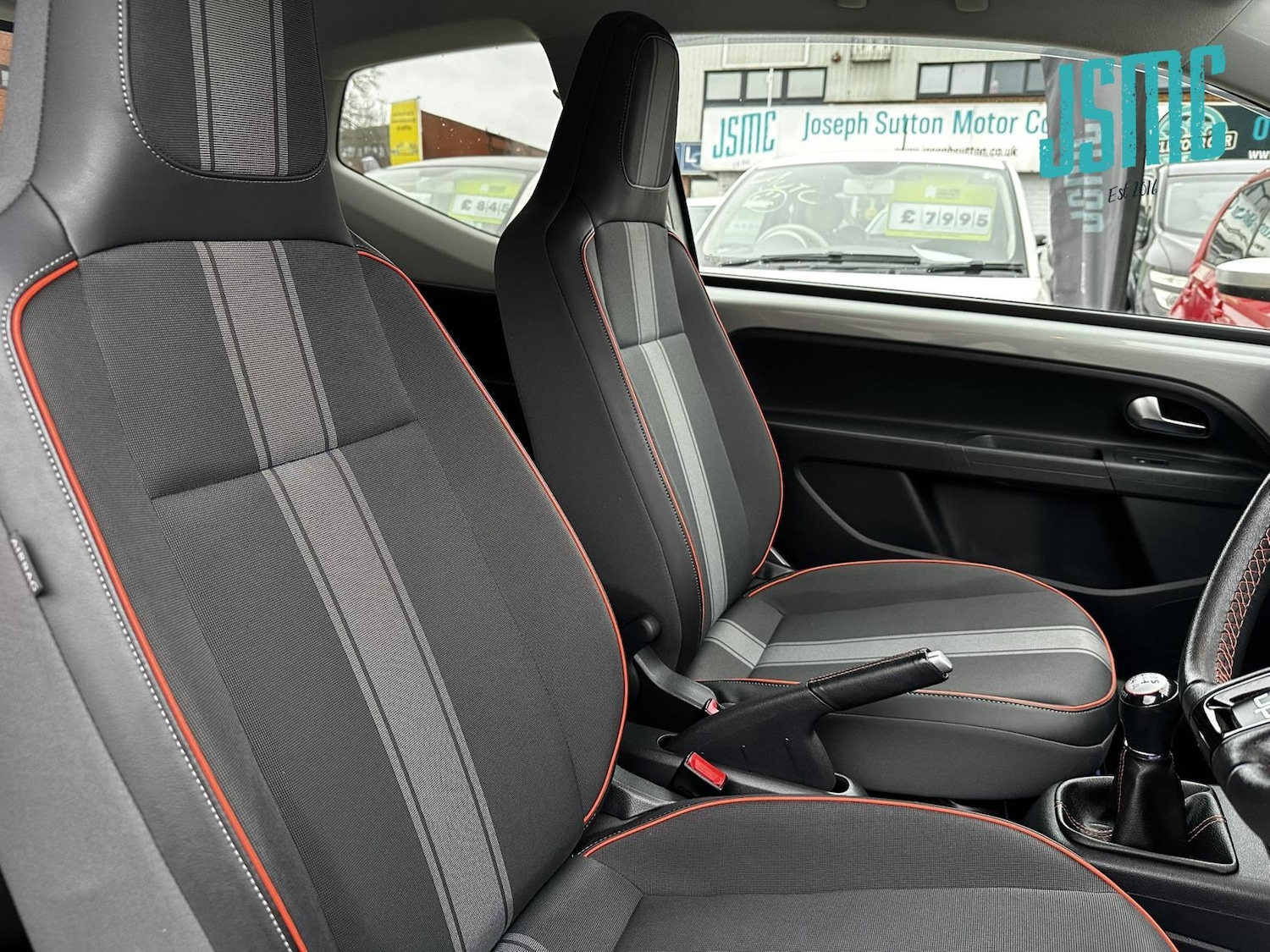 Used Volkswagen up! 2014 for sale - 77644128: Photo 9