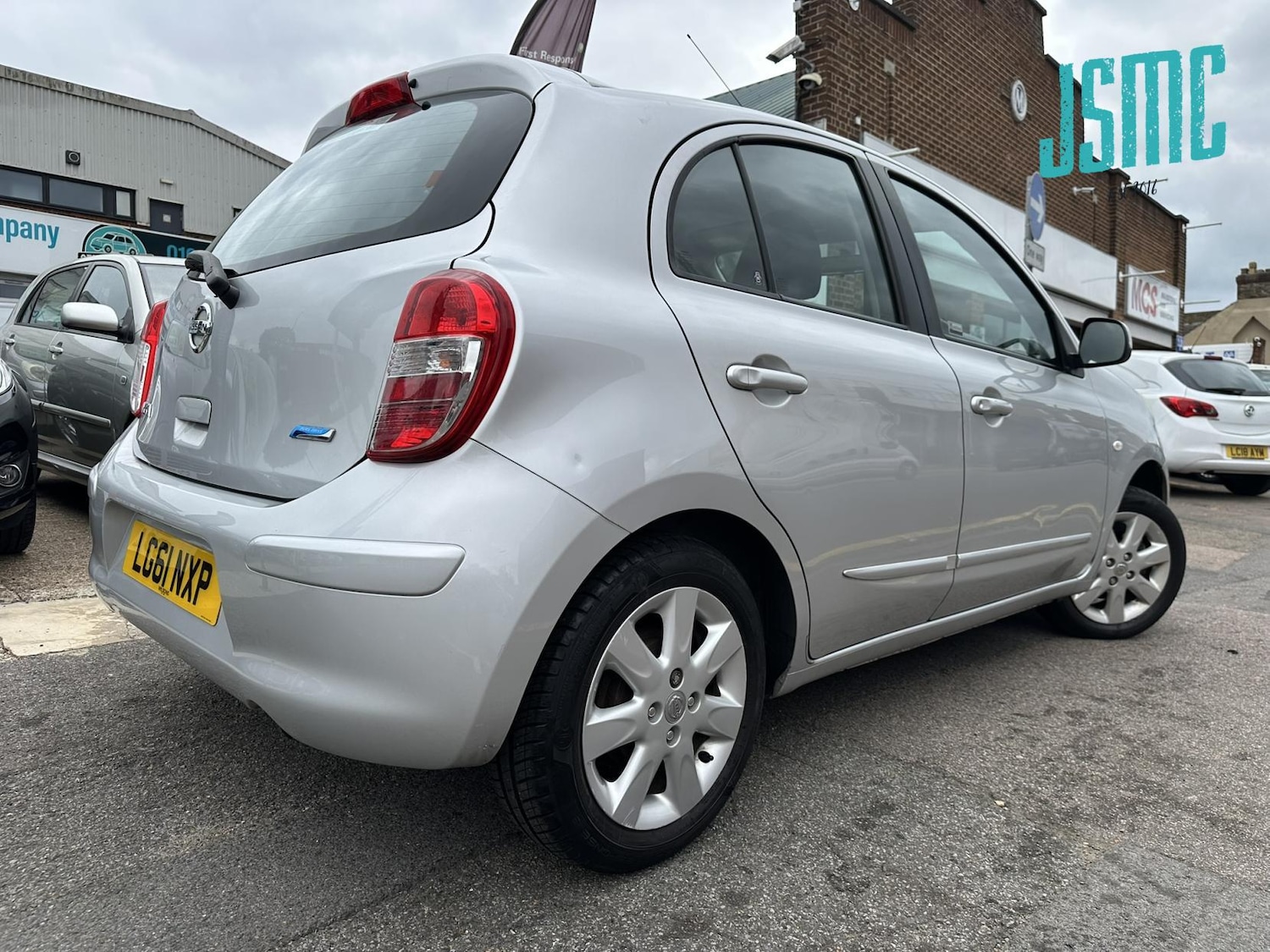 Vehicle 29