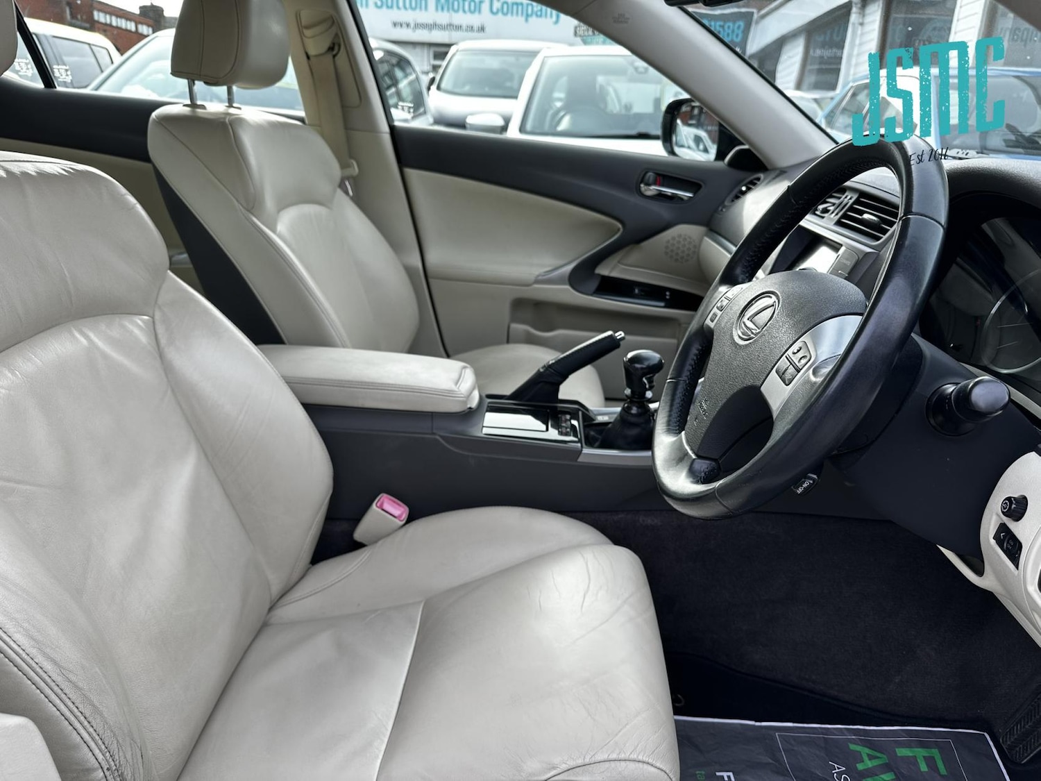 Used Lexus IS 2011 for sale - 77584955: Photo 5