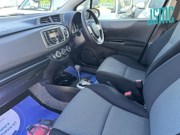 Used Toyota Yaris 2012 for sale - 78424384: Photo