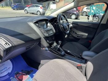 Used Ford Focus 2016 for sale - 78671041: Photo