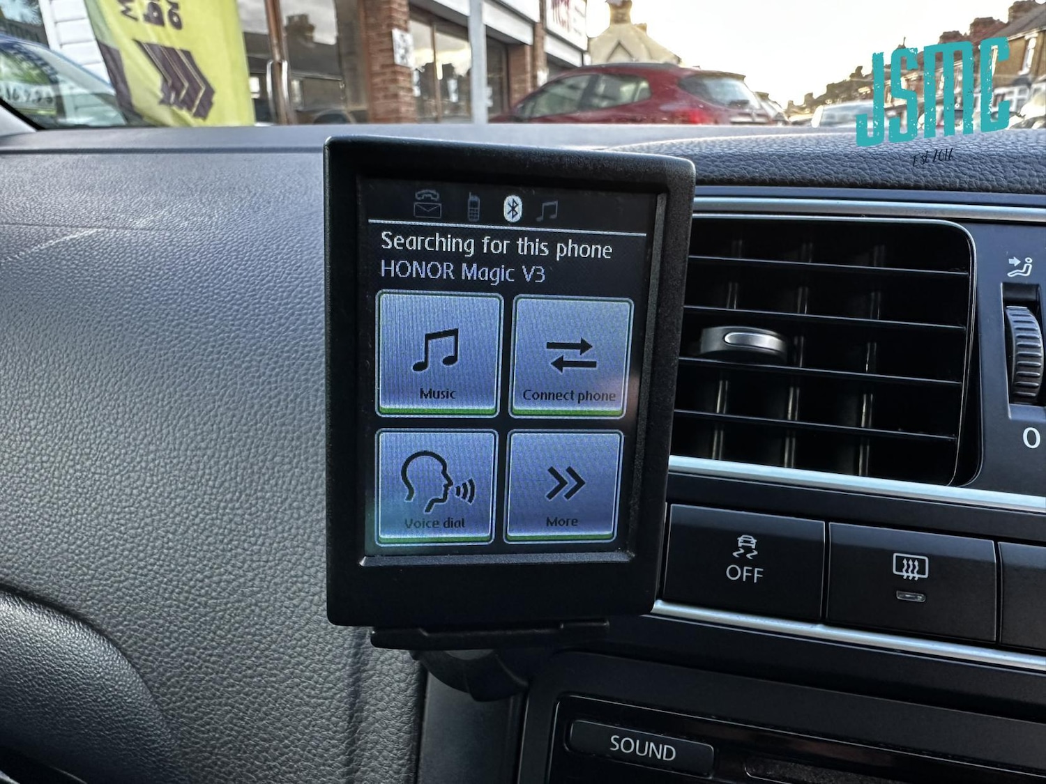 Used Volkswagen Polo 2012 for sale - 77837380: Photo 17