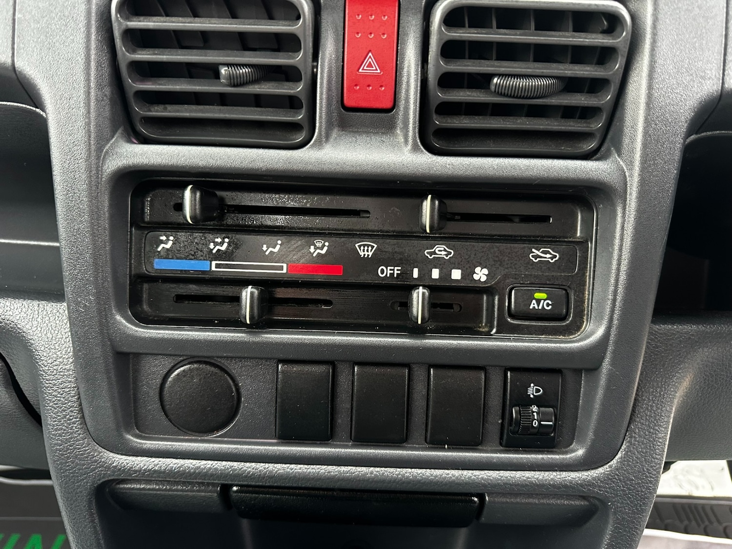 Used Suzuki Carry 2014 for sale - 76172732: Photo 16