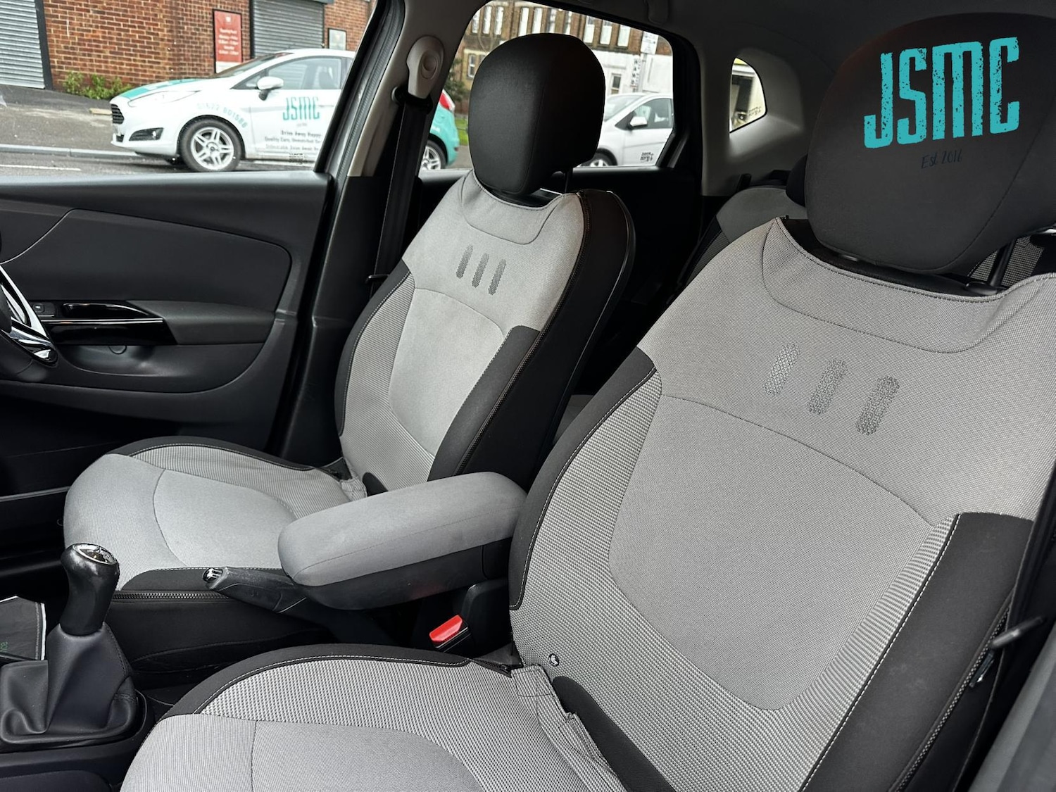 Used Renault Captur 2013 for sale - 77228511: Photo 10