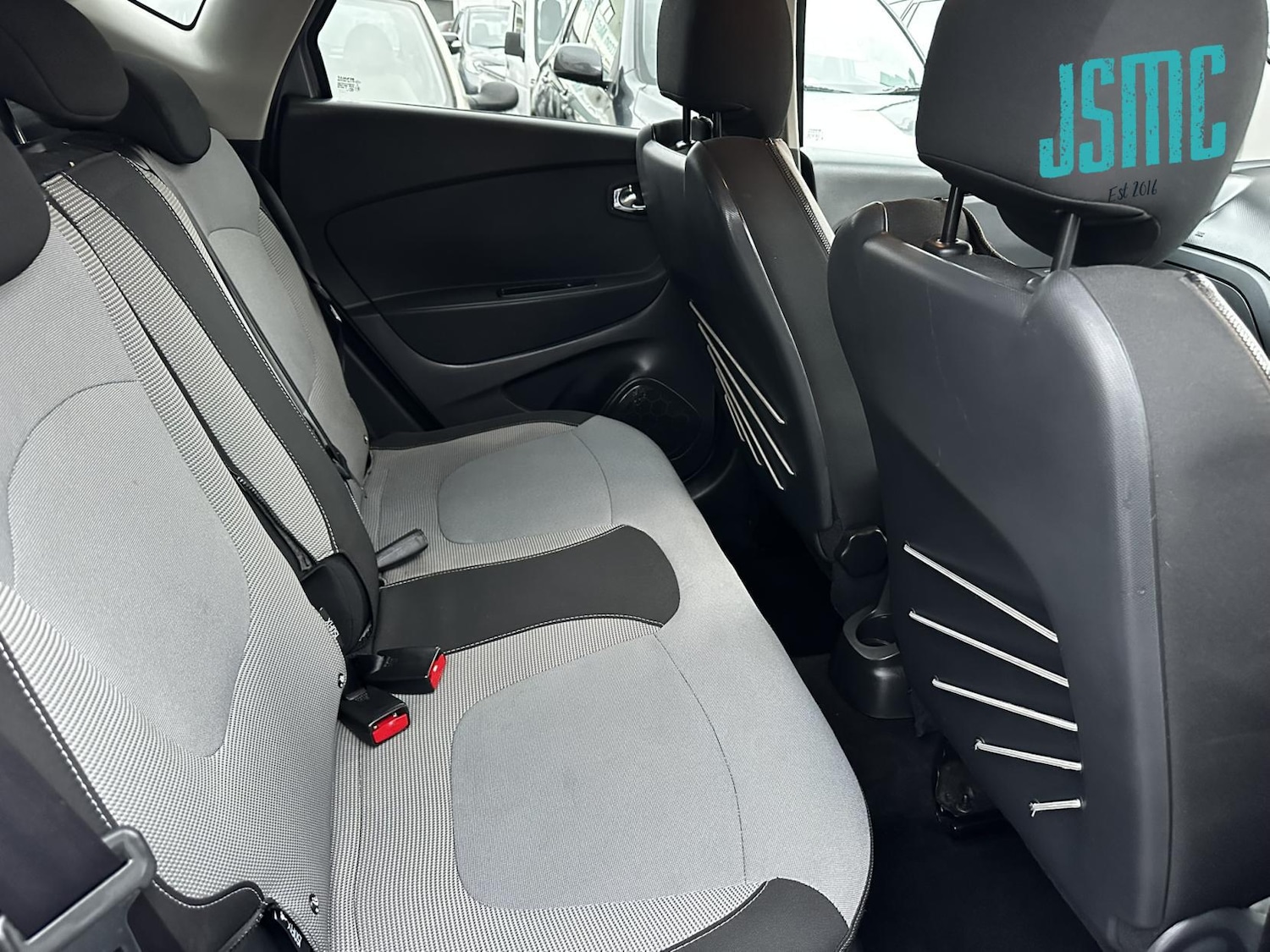 Used Renault Captur 2013 for sale - 77228511: Photo 11